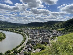 Moselschleife Blick auf Bremm (2024).jpeg